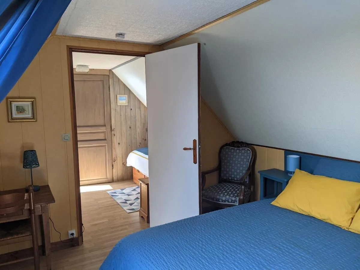 Les Jardins De La Mer Bed and Breakfast Coatreven 0*,  Francia