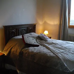 Maison d'hôtes Les Du Couvent Alternatif, Camlez